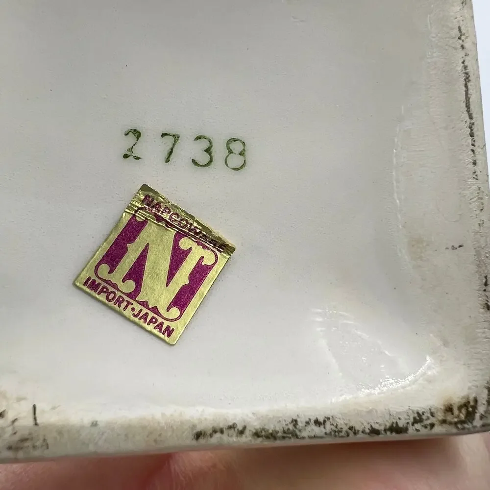Napcoware White Square Bottom Tulip Vase‎ Ribbed Porcelain Vintage #2738
